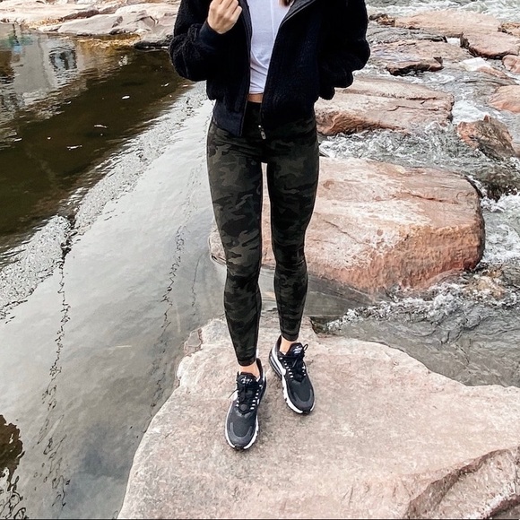 NWT💕Lululemon Align HR Pant Incognito Gator Camo - Picture 5 of 8